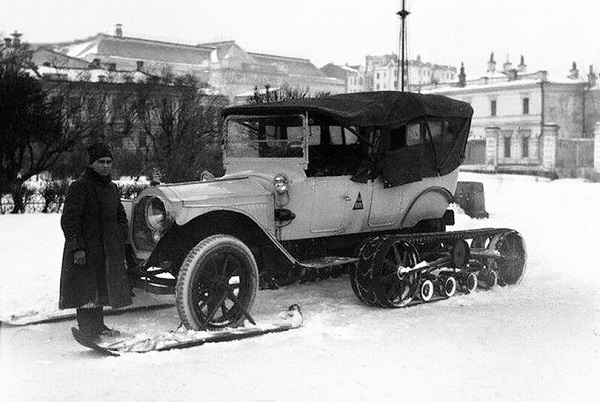 Улица Волхонка. Москва. 1919 год.