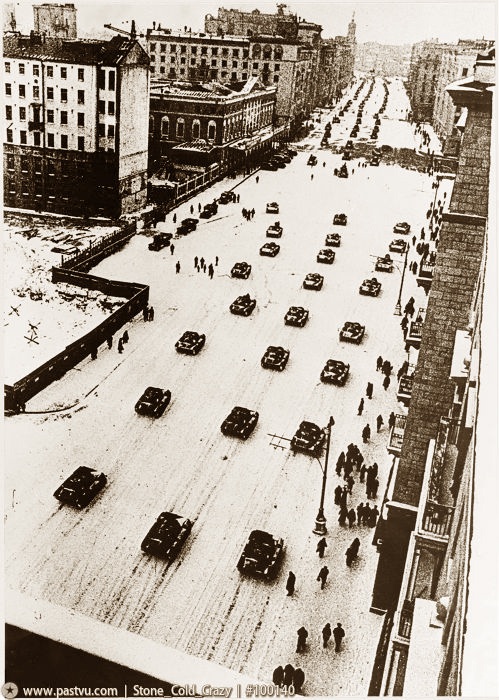 Красная площадь. Парад 7 ноября 1941 года. Видео.